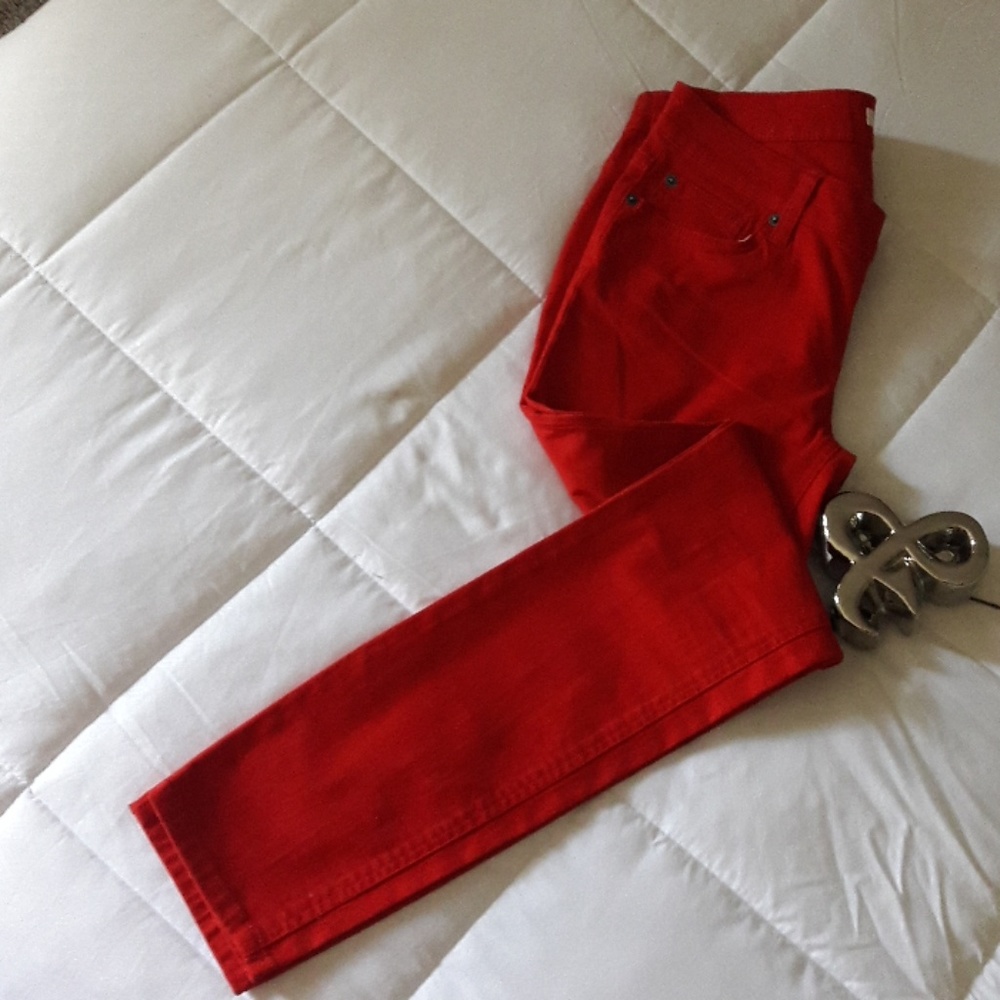 Women's jeans